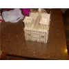 Szablon wektorowy wycinany laserowo z katedrą Notre-Dame
