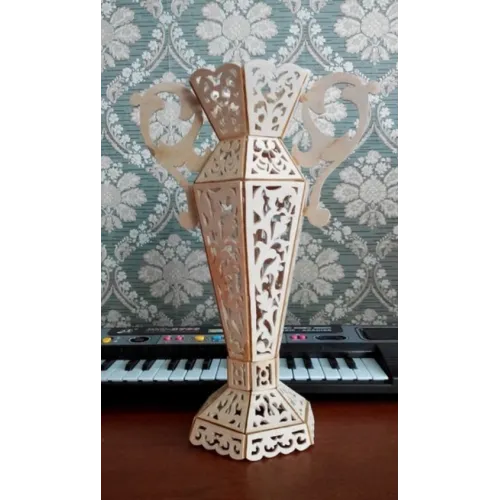  Koristeellinen filigraanimaljakko laserleikatulla mallilla (vektori SVG/DXF)